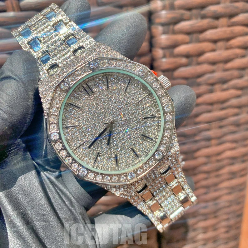 Fully moissanite Diamond Studded Men's Wrist Watch With Customized Pattern