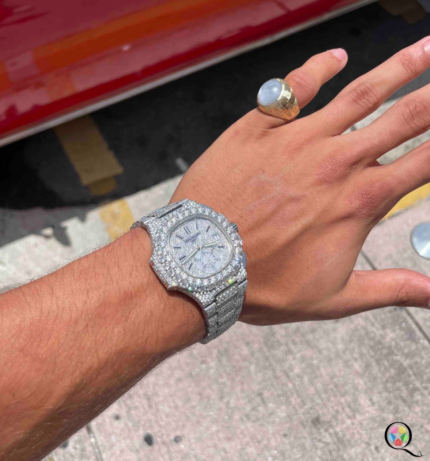 Fully moissanite Diamond Studded Men's Wrist Watch With Customized Pattern