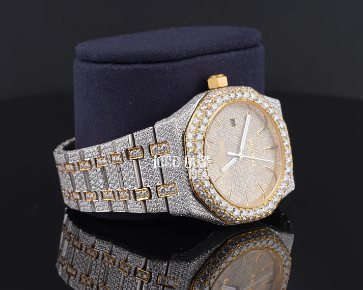 Fully moissanite Diamond Studded Men's Wrist Watch With Customized Pattern