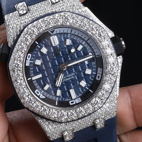Fully moissanite Diamond Studded Men's Wrist Watch With Customized Pattern
