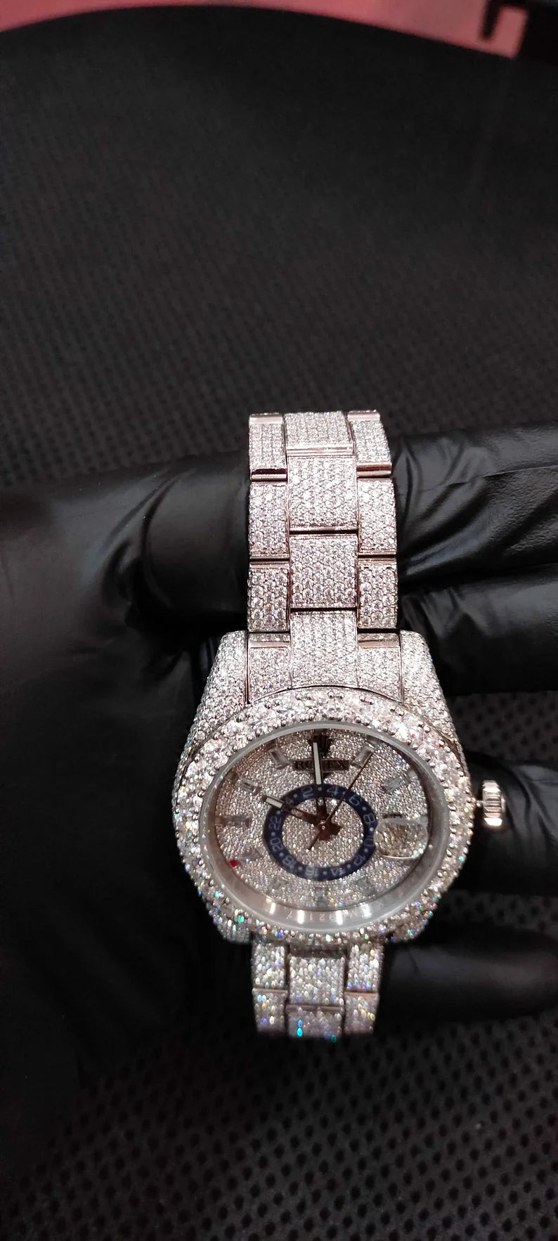 Fully moissanite Diamond Studded Men's Wrist Watch With Customized Pattern