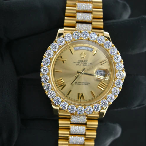 Fully moissanite Diamond Studded Men's Wrist Watch With Customized Pattern
