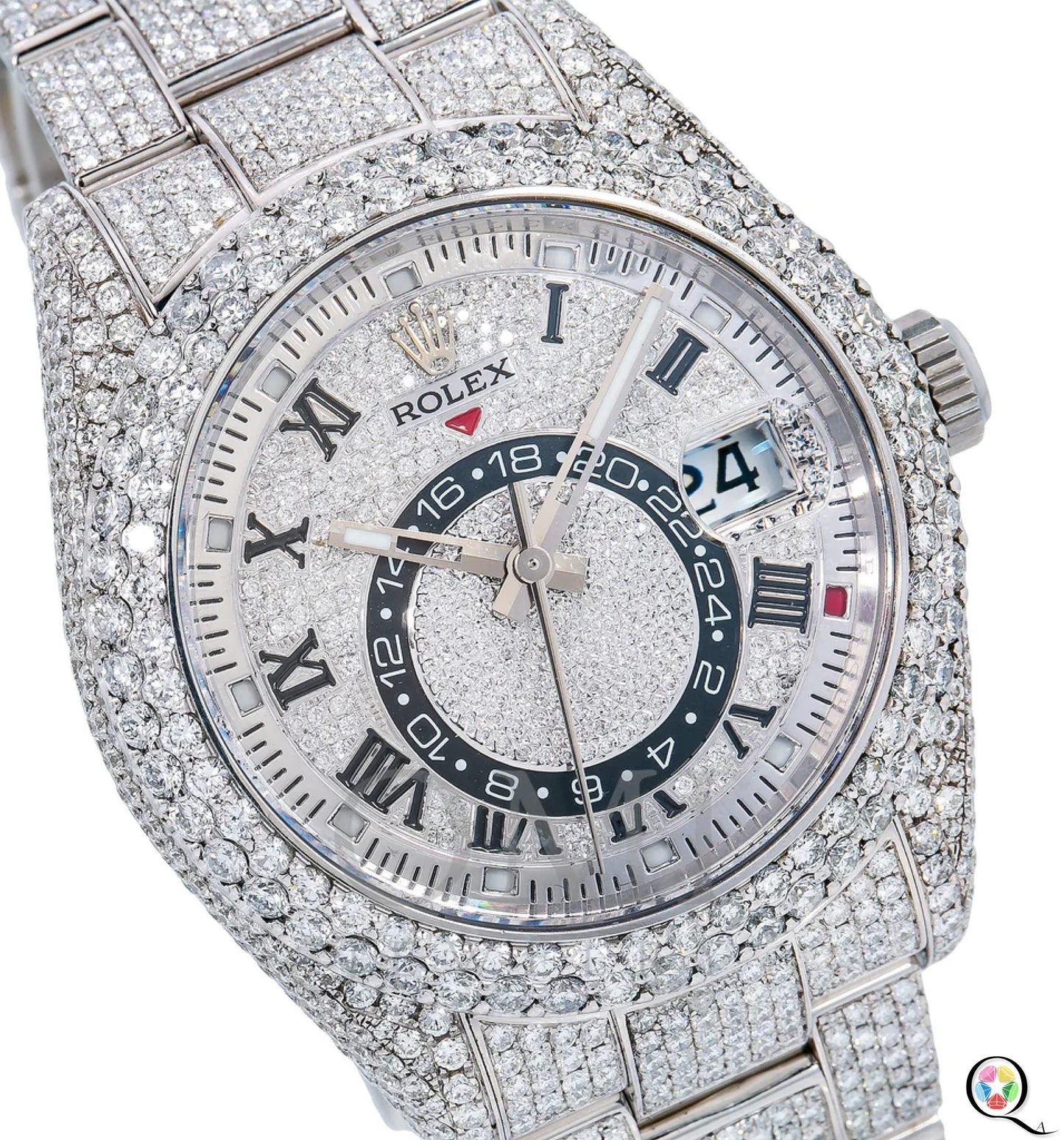 Fully moissanite Diamond Studded Men's Wrist Watch With Customized Pattern