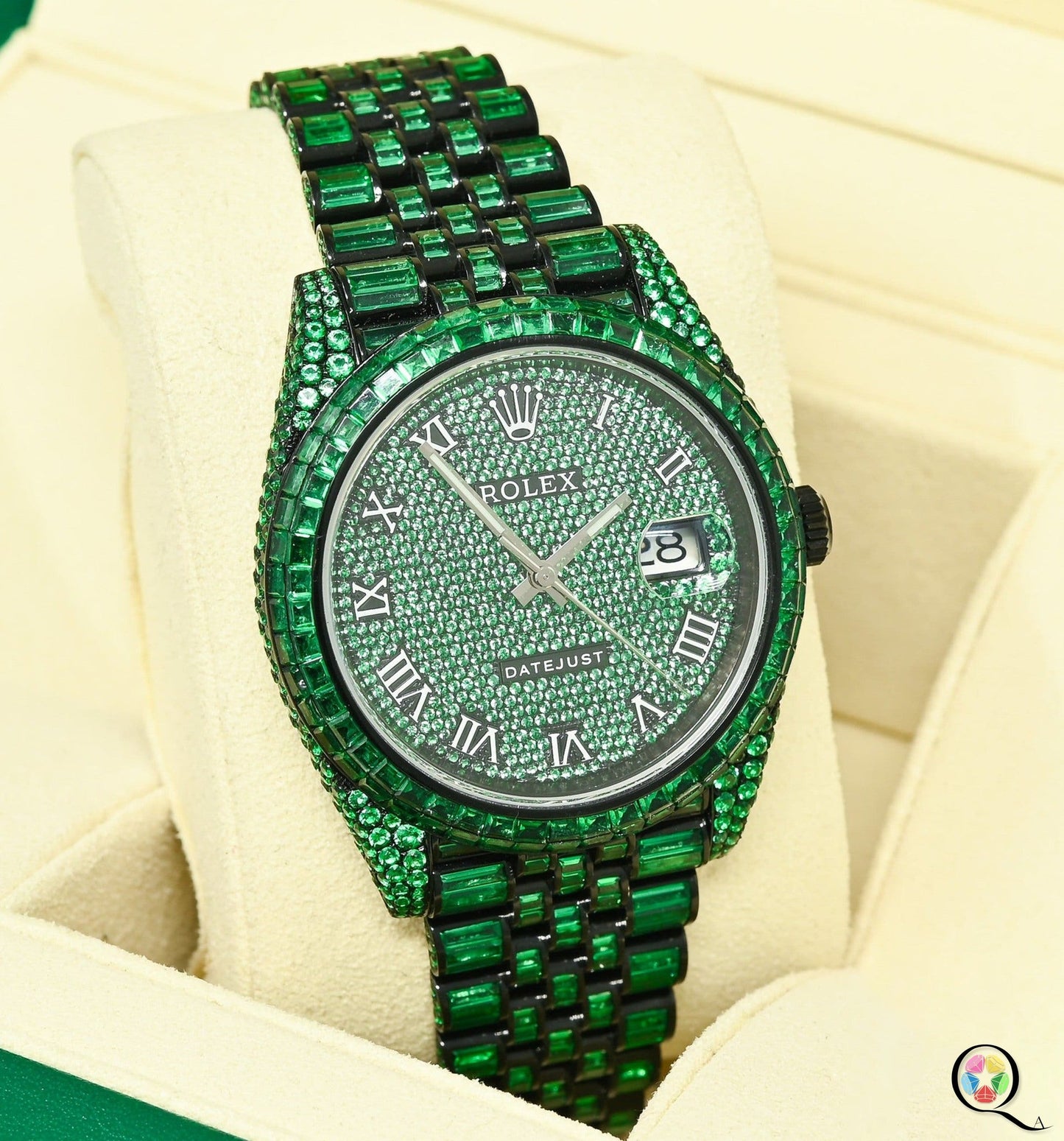 Fully moissanite Diamond Studded Men's Wrist Watch With Customized Pattern