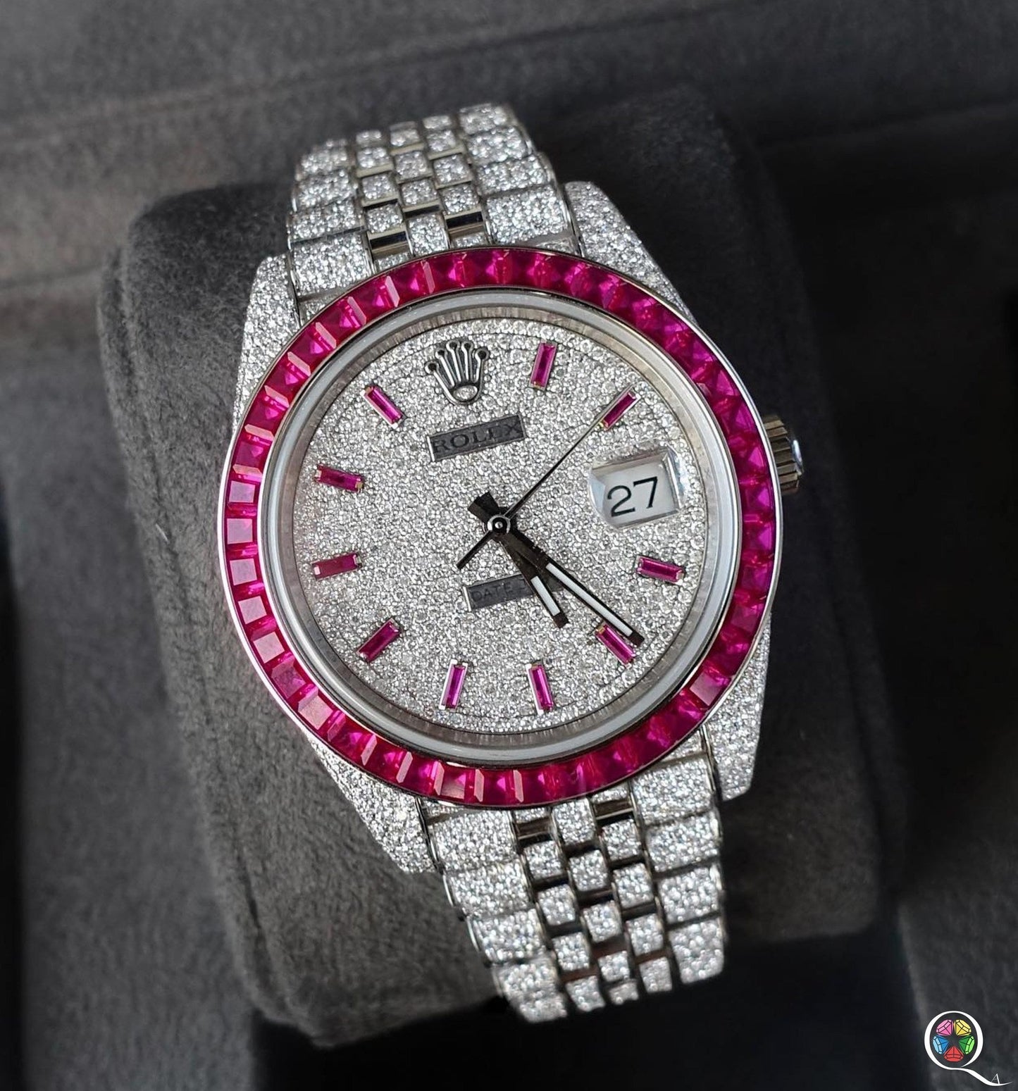 Fully moissanite Diamond Studded Men's Wrist Watch With Customized Pattern