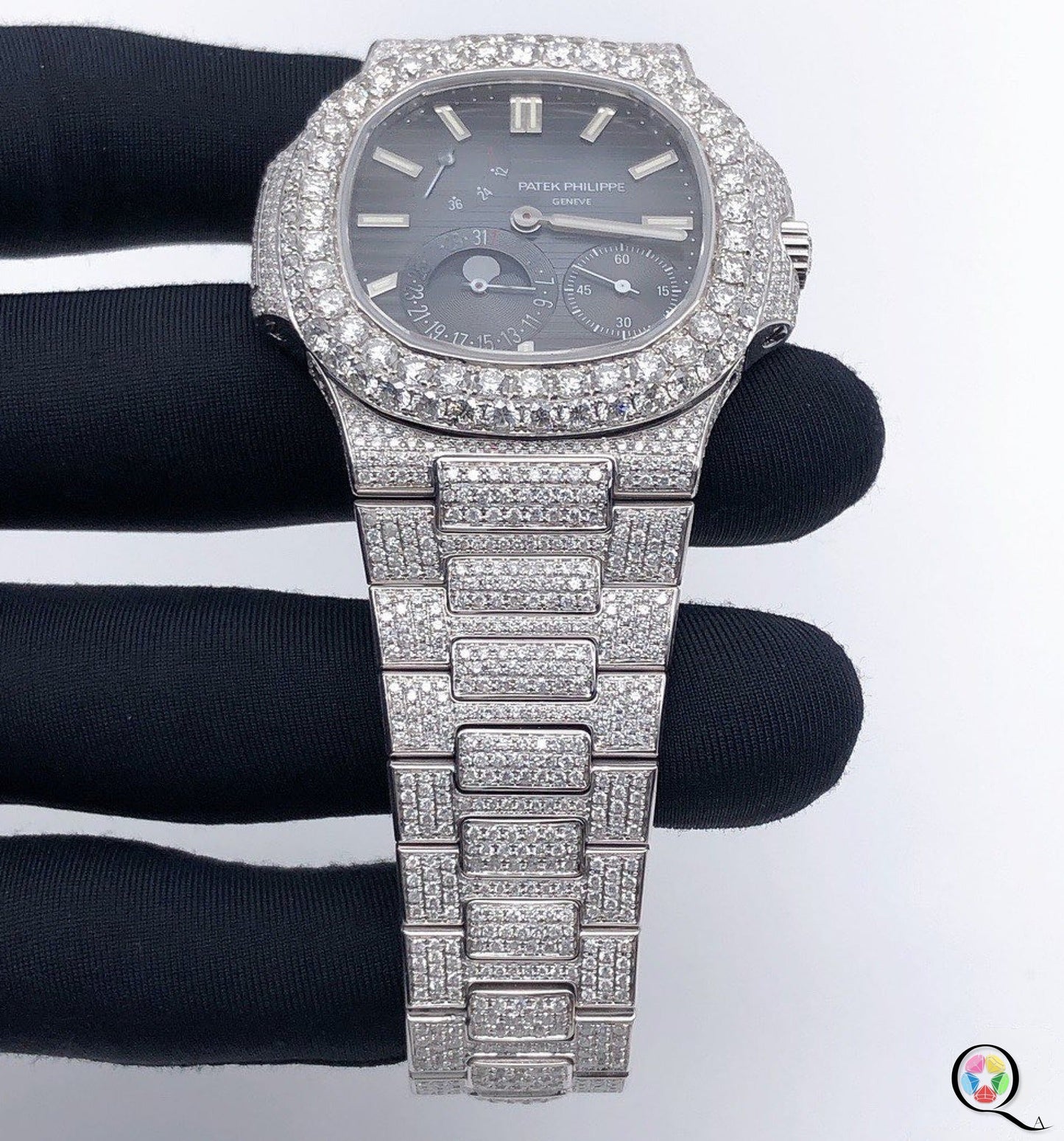 Fully moissanite Diamond Studded Men's Wrist Watch With Customized Pattern