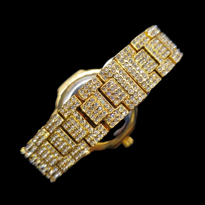 Fully moissanite Diamond Studded Men's Wrist Watch With Customized Pattern
