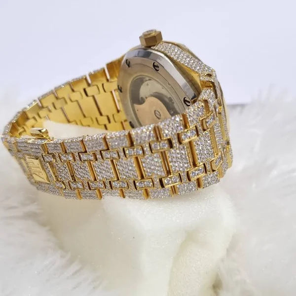Fully moissanite Diamond Studded Men's Wrist Watch With Customized Pattern
