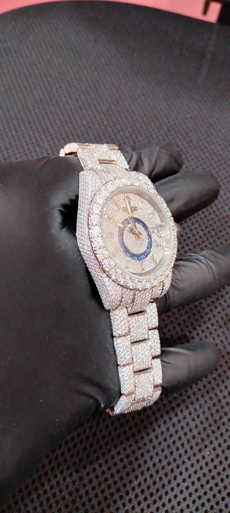Fully moissanite Diamond Studded Men's Wrist Watch With Customized Pattern
